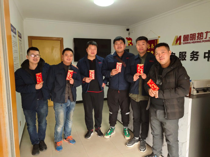 堅(jiān)守責(zé)任 真心送暖 溫暖人間(圖7) 堅(jiān)守責(zé)任 真心送暖 溫暖人間(圖7)